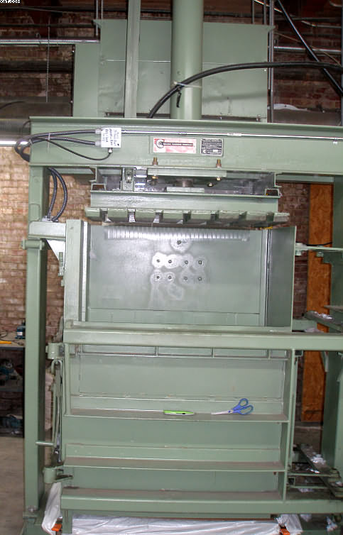 CONSOLIDATED Vertical Balers, 24x42" bales,